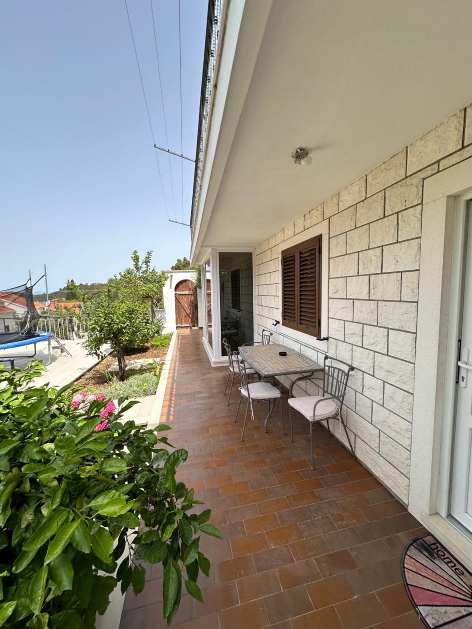 Villa Castello Zrnovo Exterior foto