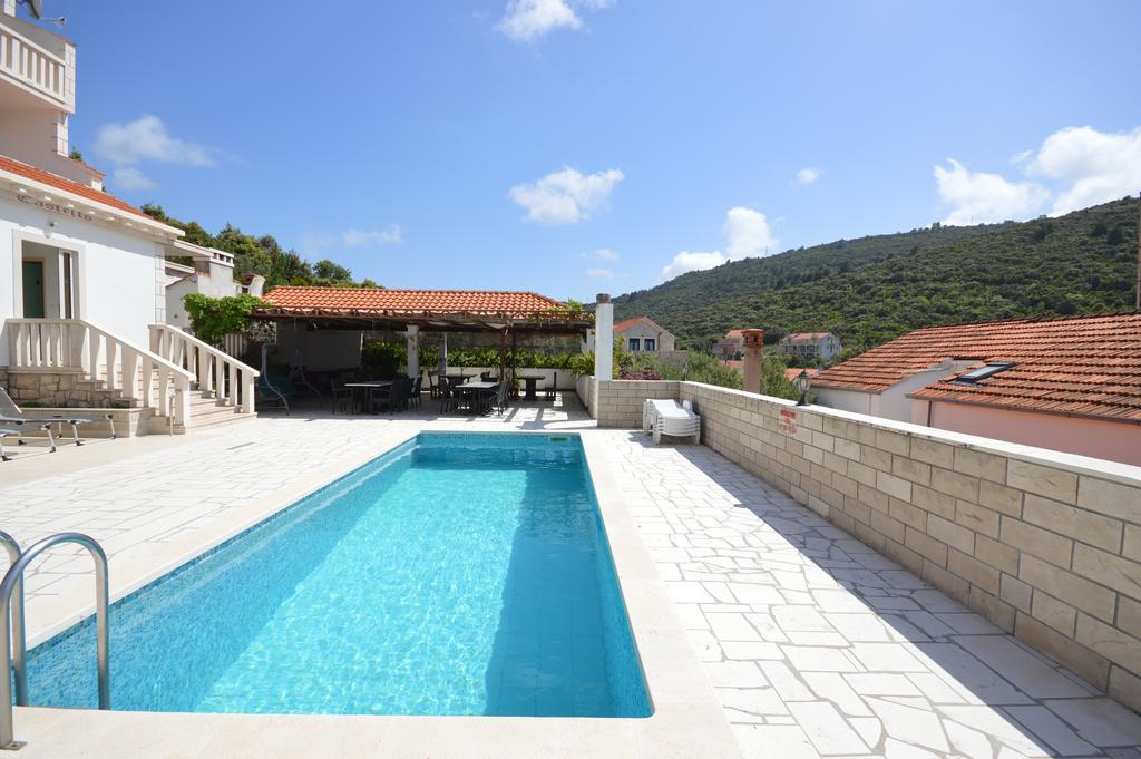 Villa Castello Zrnovo Exterior foto