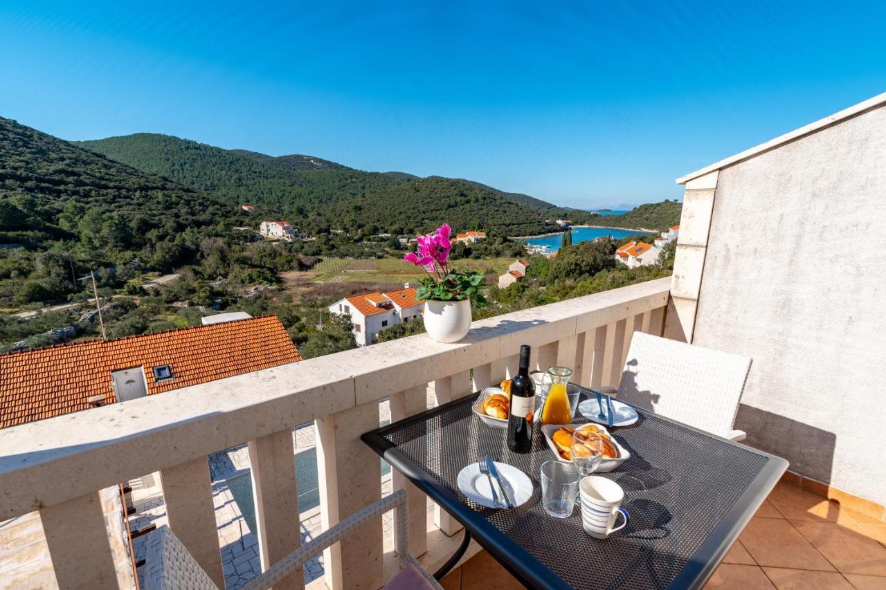 Villa Castello Zrnovo Exterior foto